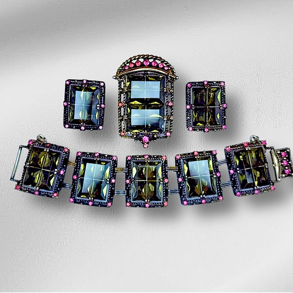 Sarah Coventry Midnight Magic Bracelet, Pin/Pendant and Clip On Earring Set